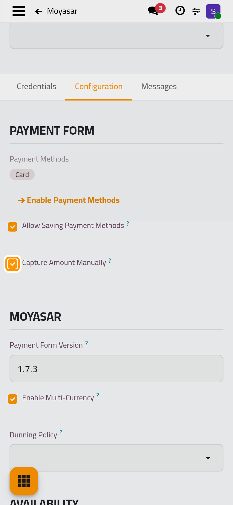 Saved cards and manual capture, two choices of the payment form.